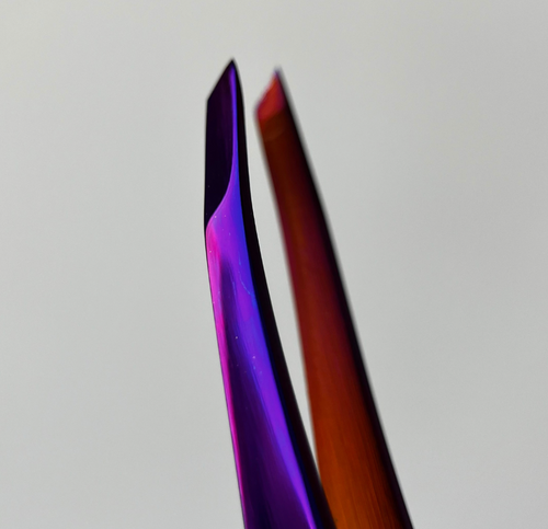 MIA® Pinzette Deep Purple
